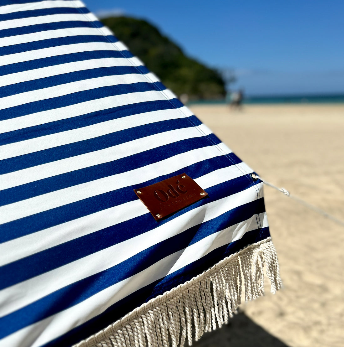 Unveiling the Ultimate Beach Retreat: Ode Federation's Beach Tent